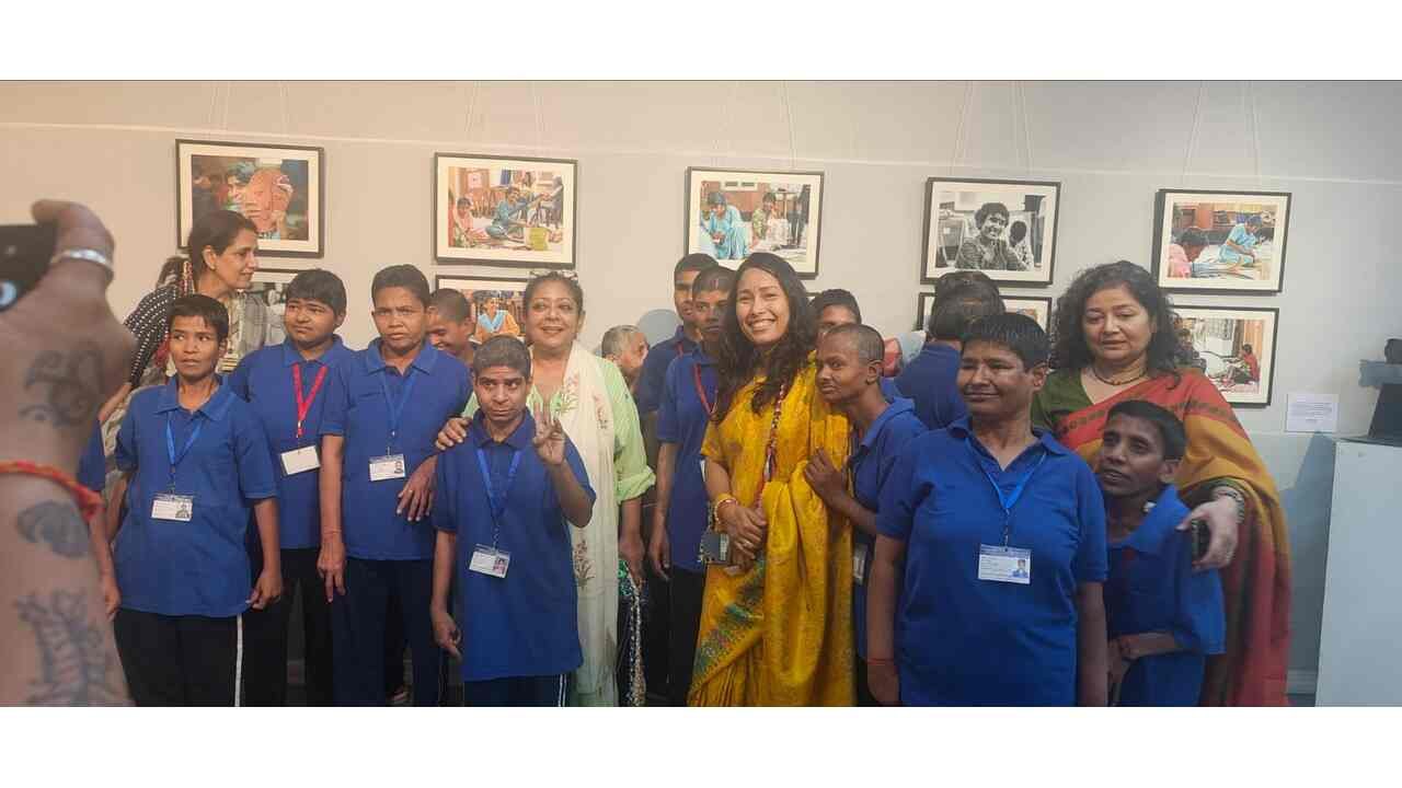 A Journey Into Expression, What is Love exhibition, PRABHAT Society, inclusive art India, India Habitat Centre exhibition