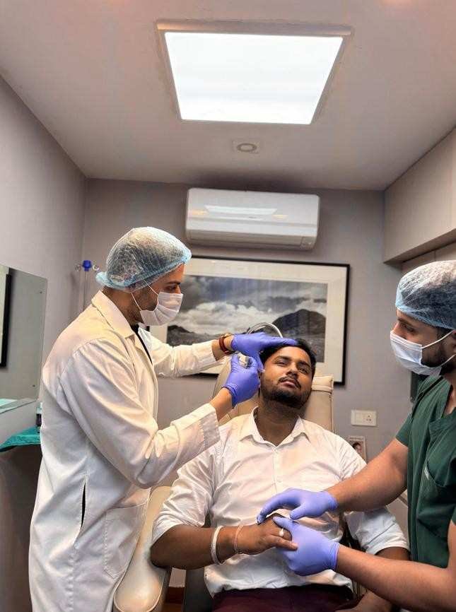 anti-ageing tips, dermatologist skincare advice, healthy skin routines, Dr Akanksha Sanghvi, Oprava Aesthetics