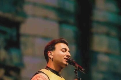 Santanu Hazarika mehendi, Rishab Rikhiram Sharma, full arm mehendi design, contemporary mehendi art, sitarist collaboration