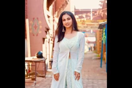 Aanchal Khurana on Fame, Criticism, and Staying Grounded