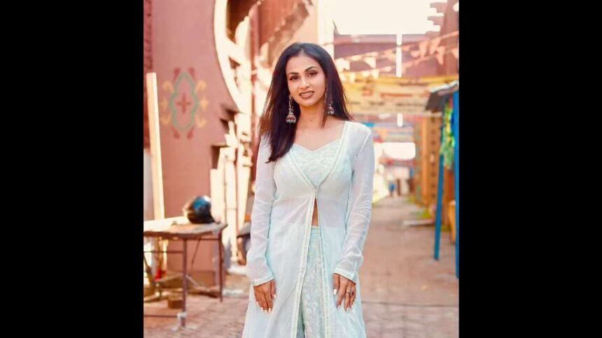 Aanchal Khurana on Fame, Criticism, and Staying Grounded