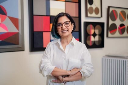 Neerja Chandna Peters, geometry of healing, abstract art, meditative abstraction, geometric paintings, spiritual art, contemporary abstract artist, healing through art, non objective art, geometric symmetry art