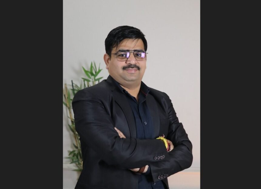 Oil volatility 2026, business strategy, crude oil prices, supply chain resilience, margin protection, Indian MSMEs, logistics costs, energy resilience, Shrikant Pandey, Indiamanthan Publications, global oil markets