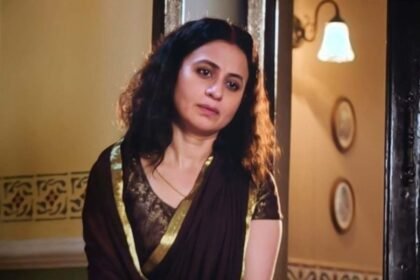 Mirzapur The Movie actress Rasika Dugal ,Rasika Dugal, Mirzapur The Movie, Mirzapur movie, Mirzapur film, Beena Tripathi, Pankaj Tripathi, Ali Fazal, Divyenndu, Shweta Tripathi, Ravi Kishan, Jitendra Kumar, Gurmmeet Singh, Excel Entertainment, Farhan Akhtar, Ritesh Sidhwani, intimacy coordinator, intimate scenes, Bollywood news, Hindi cinema, entertainment news, Mirzapur franchise,Rasika Dugal Mirzapur The Movie, Rasika Dugal bold scenes, Rasika Dugal intimate scenes, Mirzapur The Movie, Mirzapur movie intimacy coordinator, Beena Tripathi Rasika Dugal, Mirzapur movie cast, Rasika Dugal interview,
